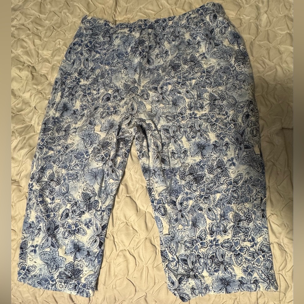Stretch capris - Picture 2 of 3